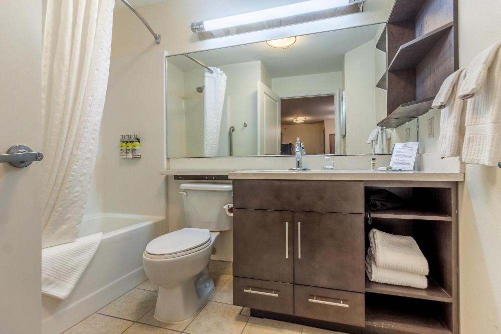 One-Bedroom Suite interior